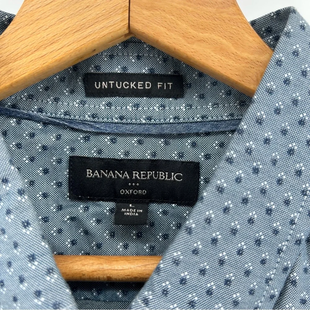 BANANA REPUBLIC Oxford Button Down L/S Shirt Men's Large‎ Blue Untucked Fit